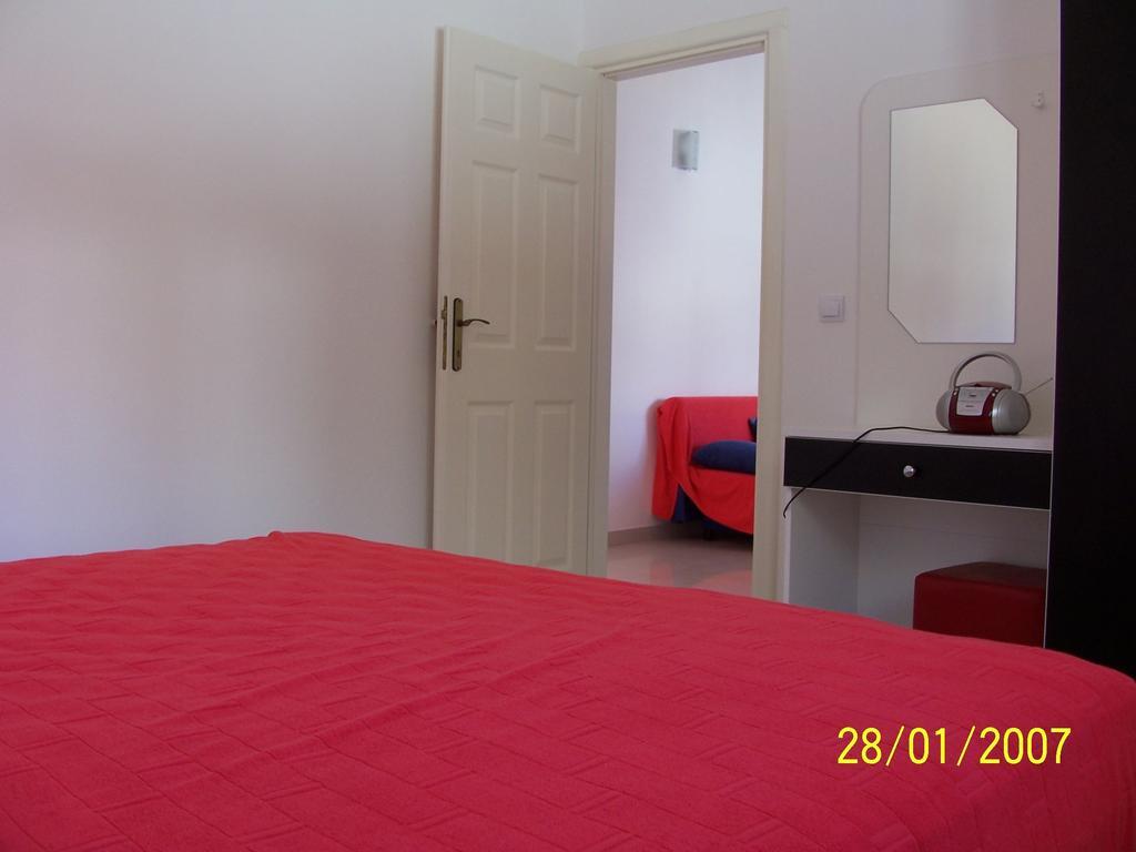 Apartments Perdijic Nemira Omiš Δωμάτιο φωτογραφία