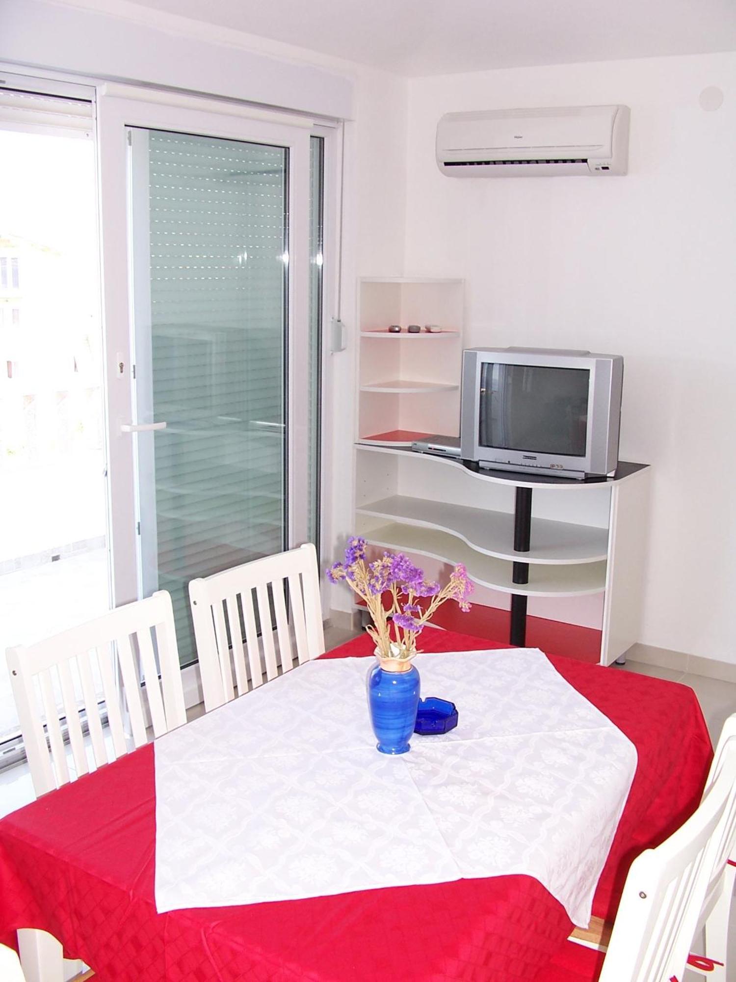Apartments Perdijic Nemira Omiš Εξωτερικό φωτογραφία